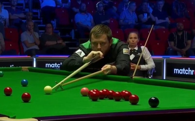 其中包括亨 其中包括亨